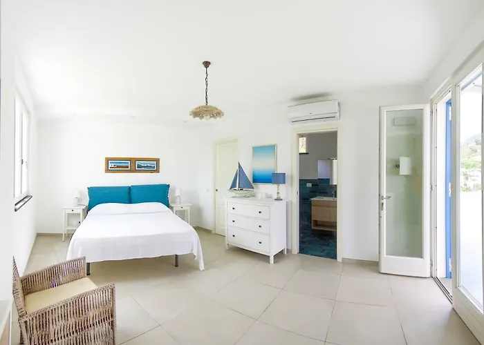 Giannetta Tatil Evi Canneto (Lipari)