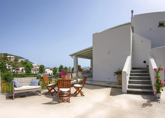 Giannetta Tatil Evi Canneto (Lipari)